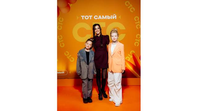 Полина Айнутдинова, Анастасия Сиваева и Ева Смирнова 