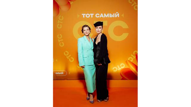 Елизавета Арзамасова и Мирослава Карпович 