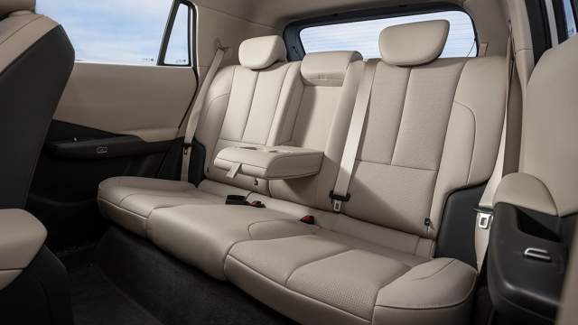 Места для задних пассажиров с запасом