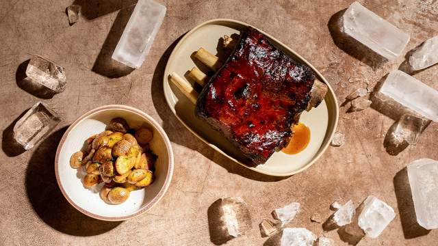 Томленые говяжьи ребра