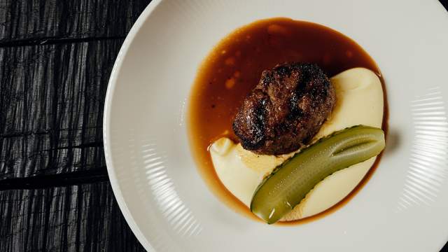 Котлета из говядины с картофельным пюре