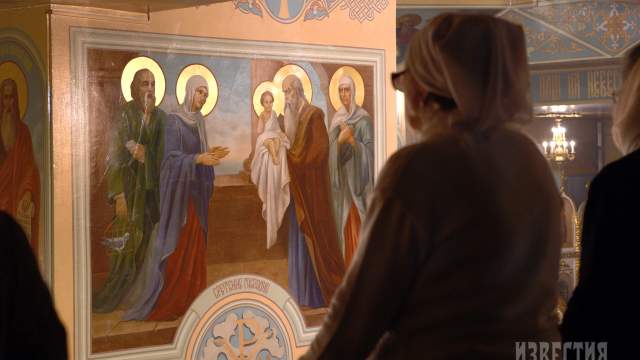 В ночь с 6 на 7 января россияне встретили православное Рождество. Десятки миллионов верующих по всей стране приняли участие в праздничном богослужении. Подробнее о том, как проходил праздник в разных регионах, — в галерее «Известий»