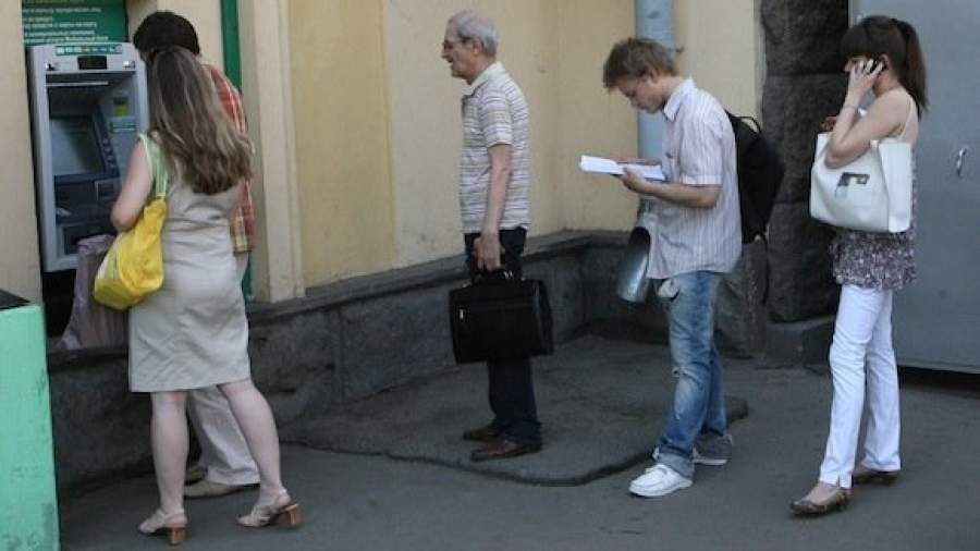 Платежные автоматы крадут в Москве и увозят в провинцию