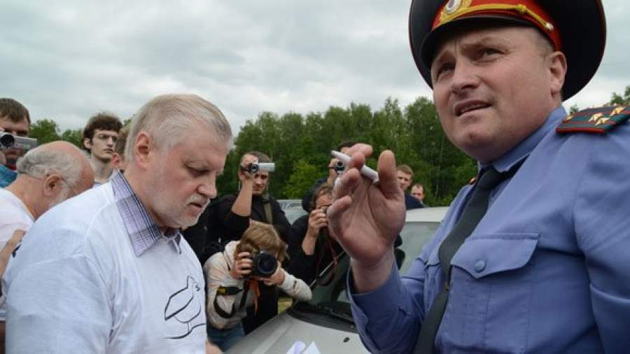 Пыл оппозиции ушел в чирок-свистунок