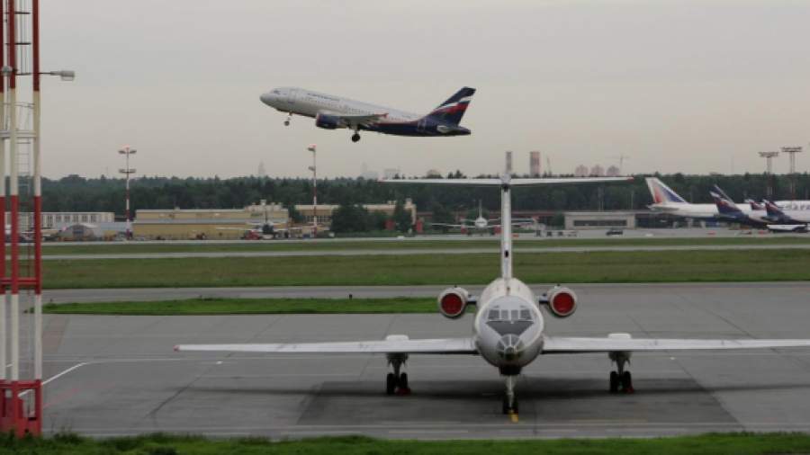 Количество деловых перелетов с начала года сократилось на четверть