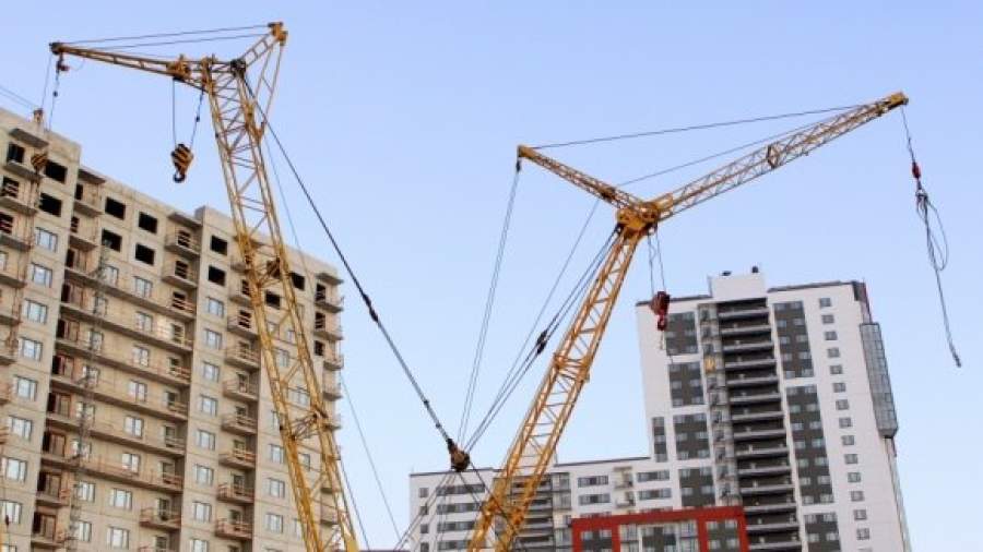 Столичное жилье сместилось в область