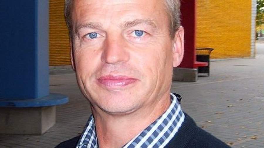 «Российским хоккеистам нет смысла переходить на маленькие площадки»