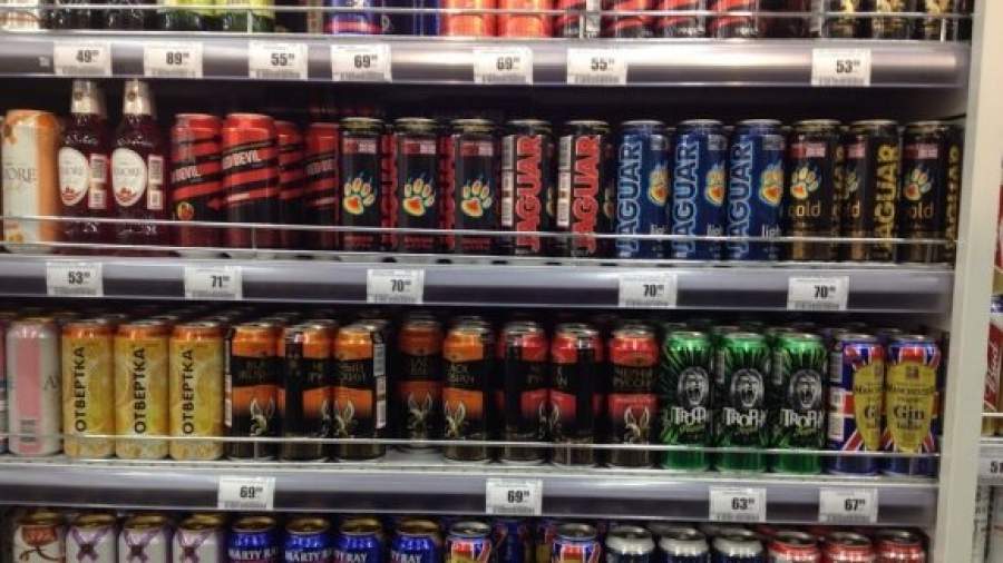 В Москве хотят ввести запрет на продажу алкоэнергетиков к весне