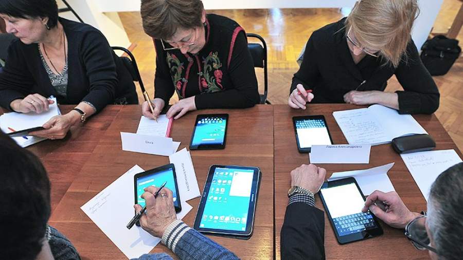 Социологи опасаются потери контакта с людьми 