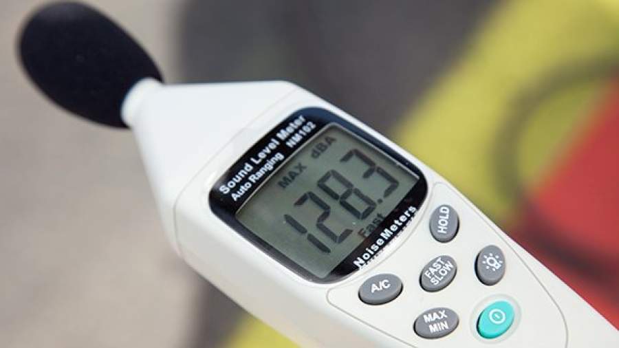 Нарушение режима тишины зафиксируют автоматически