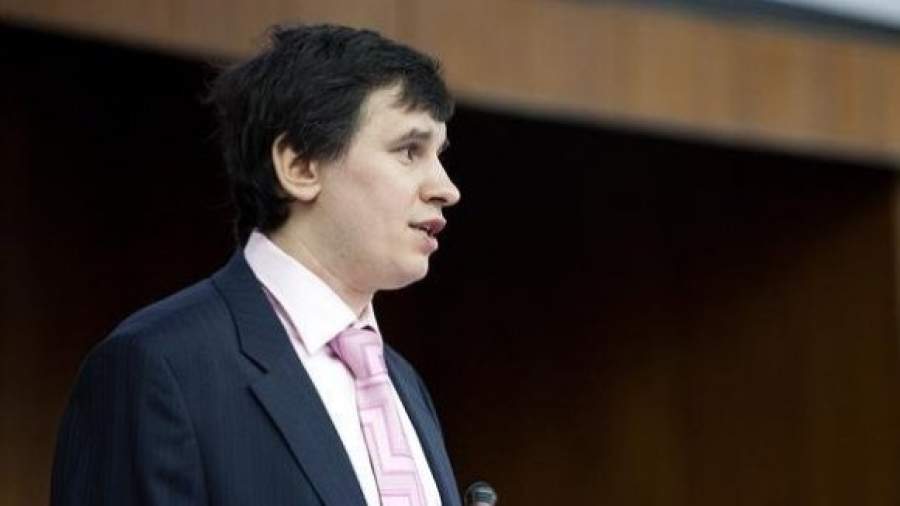 Подельниками Сапельникова стали глава управления Росреестра и его зам