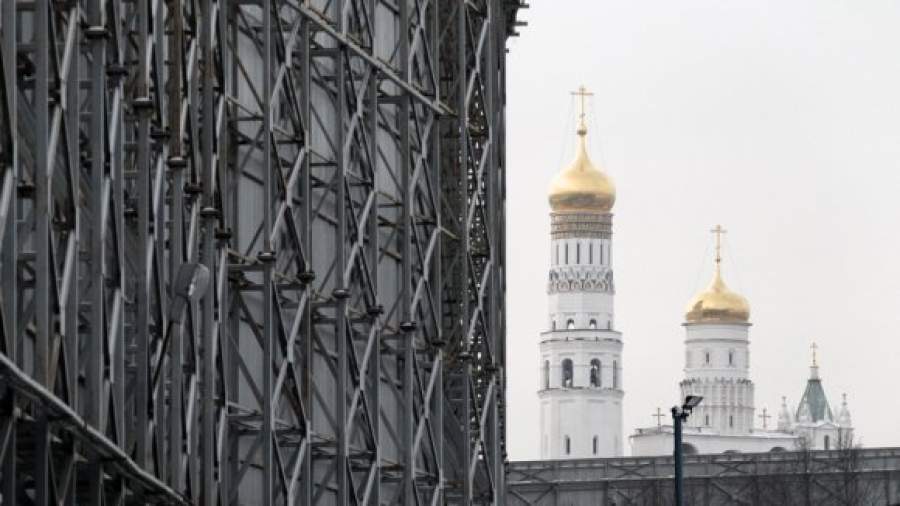 Земля под Гайд-парк «зависла» на полвека