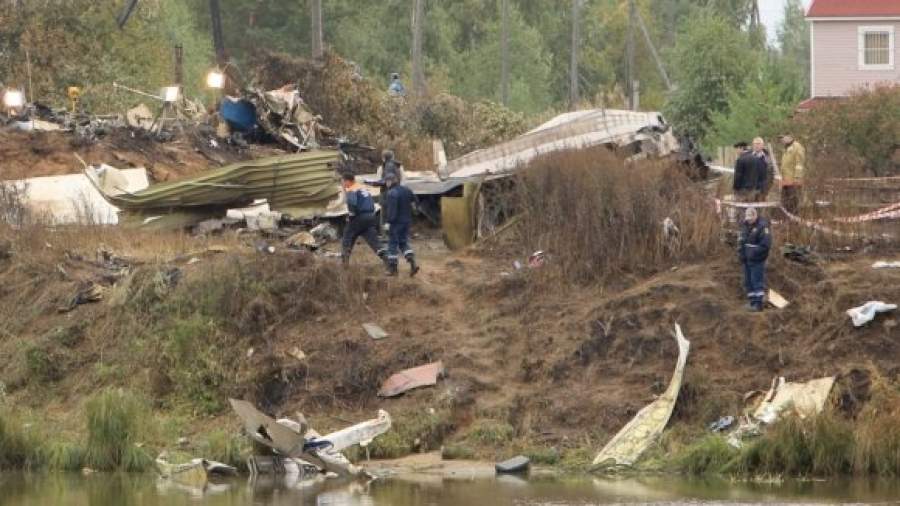 Як-42 не сбивал мачту на взлете