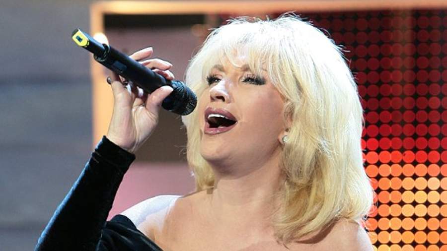 Ирина Аллегрова накроет на стол