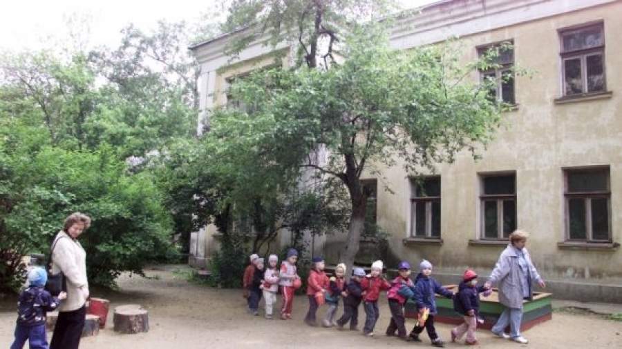 Родители потребуют от мэра новое меню в детсадах