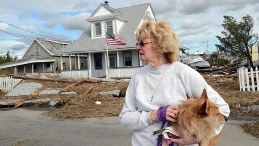 Жители Атлантик-Сити боятся мародеров и ждут Обаму
