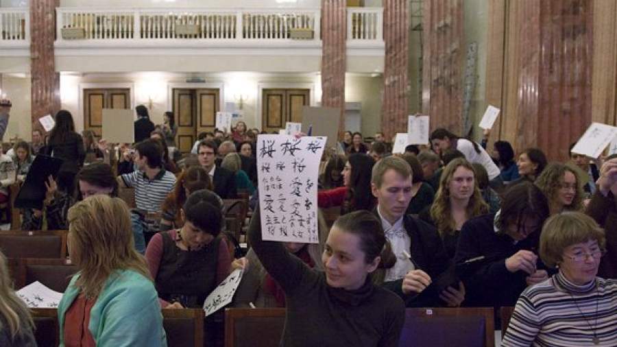 Госприемка Большого театра не началась в срок