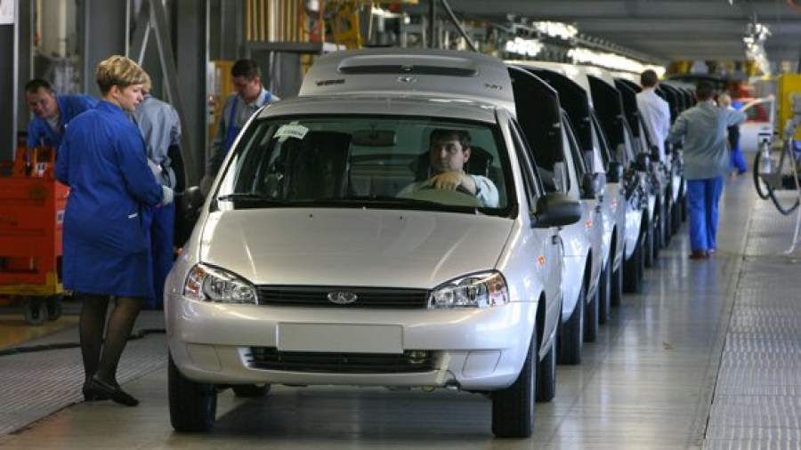 В Госдуме предлагают поддержать российский автопром