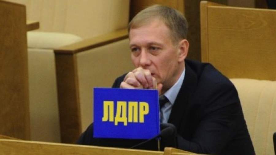 Максим Рохмистров: «У нас очень хорошие отношения с Шойгу»