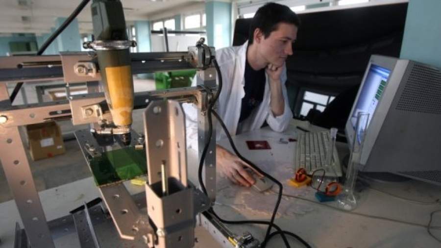 Иностранные ученые попали под российский секвестр