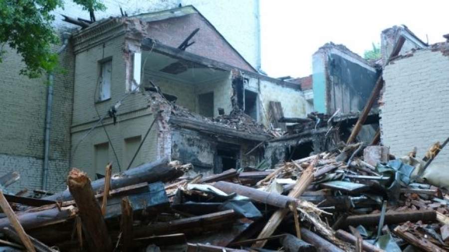 В Москве приговорены к сносу два десятка старинных домов