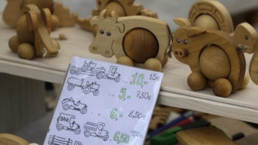 В Латвии не хотят торопиться в зону евро