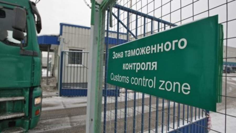 3 тыс. сотрудников таможни лишились работы