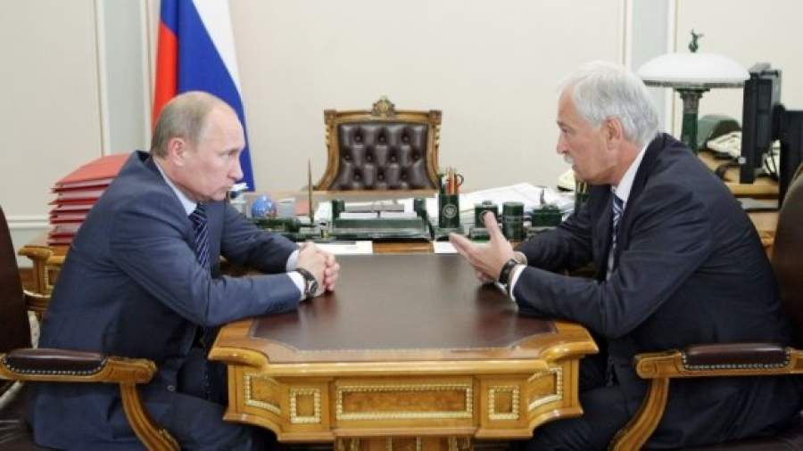 Путин поручил рассмотреть предложения оппозиционеров