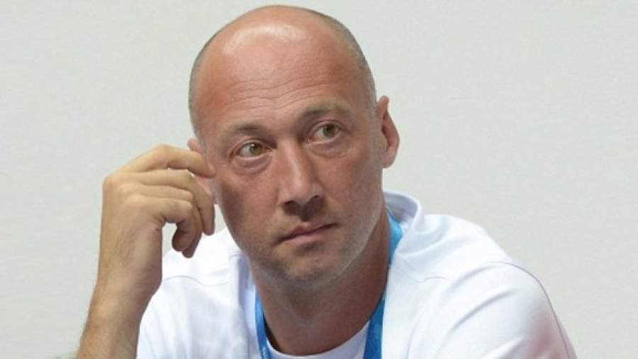 Василий Карасев: «С сына всегда особый спрос — и в сборной, и дома»