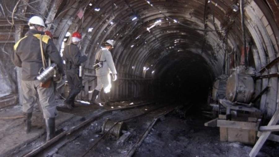 Минприроды обяжет угольщиков закрывать чужие шахты за свой счет