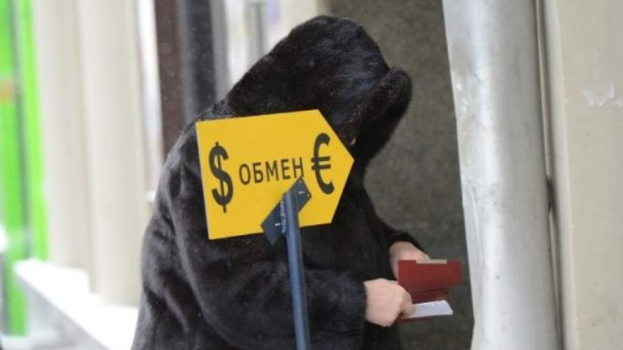 Россиян не пугает падение рубля