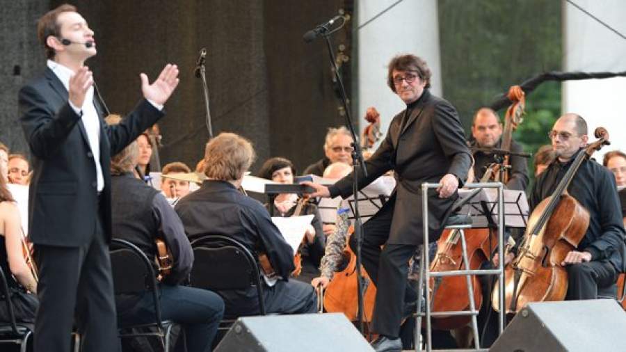 В «Архангельском» Башмет и Хабенский сыграли «Евгения Онегина»