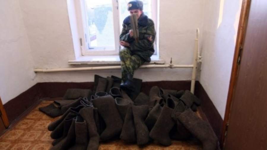 Министр обороны отказался от валенок