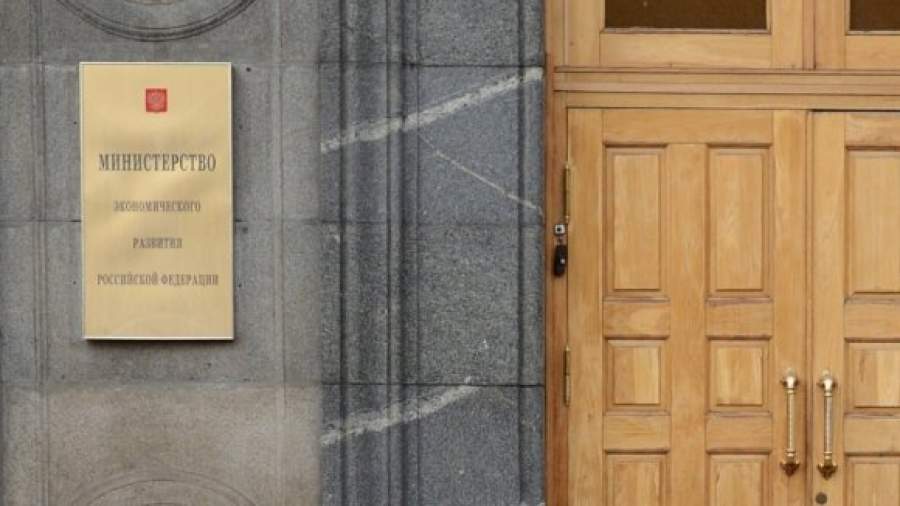 Правительство передаст надзор за строителями частникам