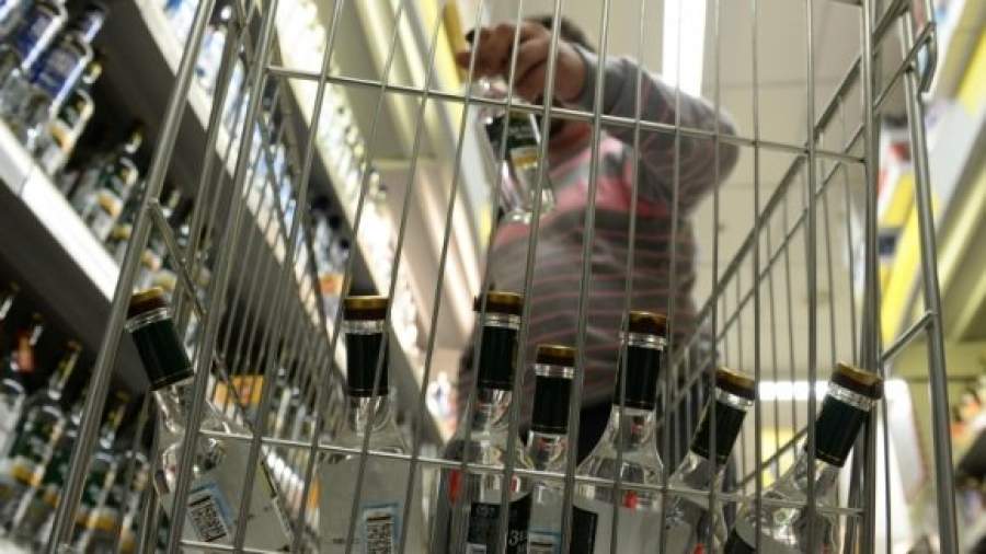 Алкогольную отрасль загонят в госбанки