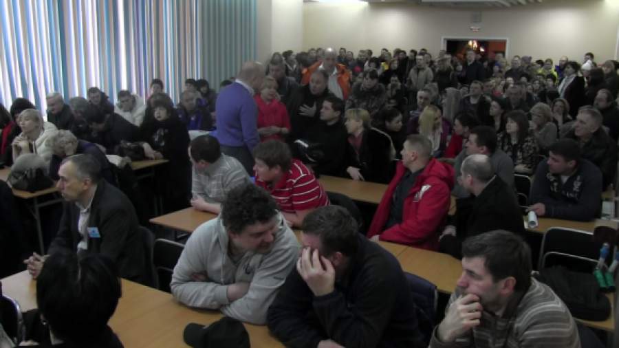 Родители юных хоккеистов «Белых медведей» устроили акцию протеста