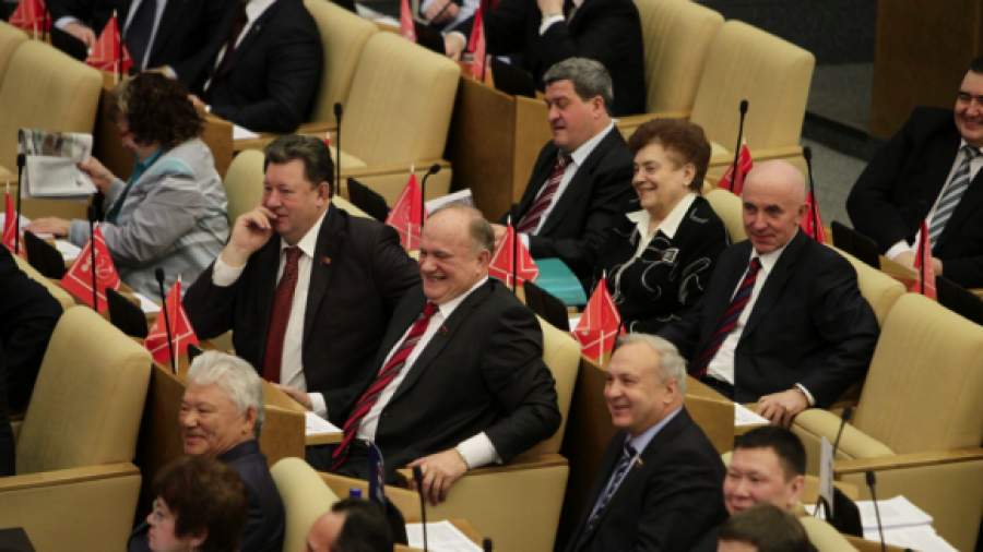 Министры отчитаются перед депутатами о поражении хоккеистов