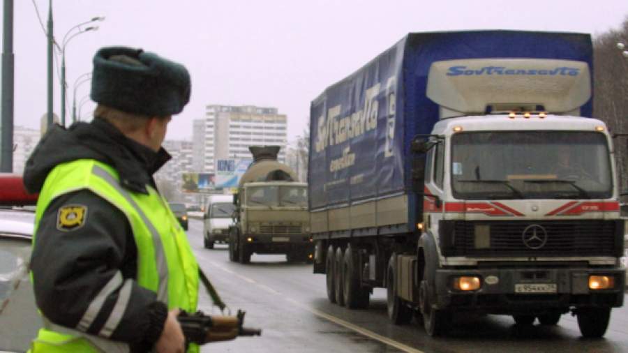 Депутаты увеличат штрафы для дальнобойщиков-иностранцев