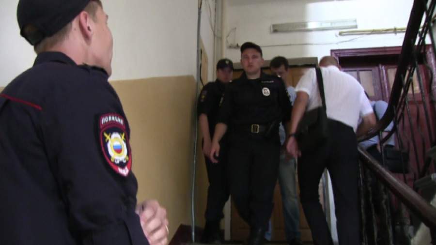 В квартире «братьев Навального» искали оружие и взрывчатку