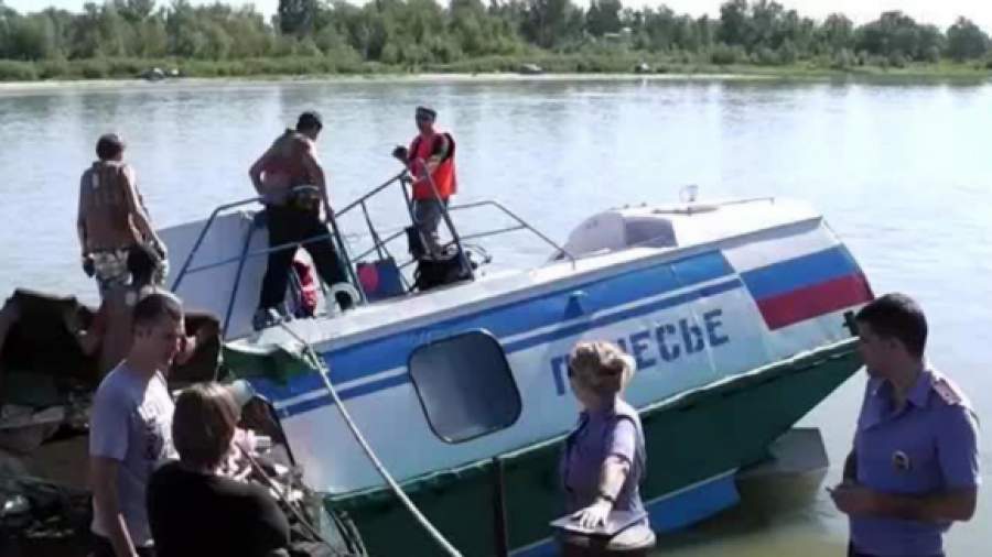 За пьяного капитана ответит владелец теплохода