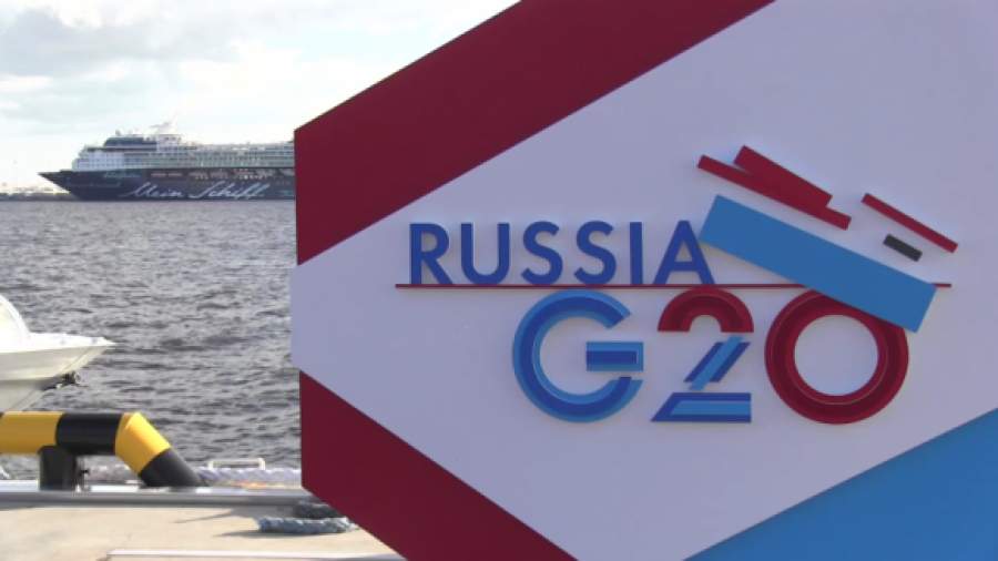 Над «Русской Версалией» нависла тень Сирии