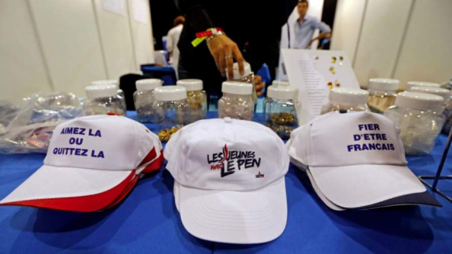 Националисты во Франции громят на выборах конкурентов