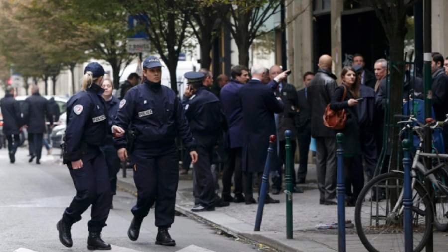 В Париже маньяк открыл охоту на журналистов