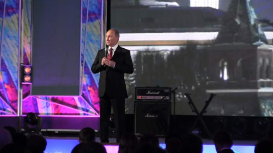 В новогоднем послании президент пообещал уничтожить террористов