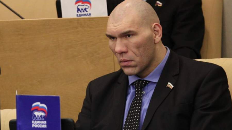 Николай Валуев предлагает «превентивный запрет» спайсов