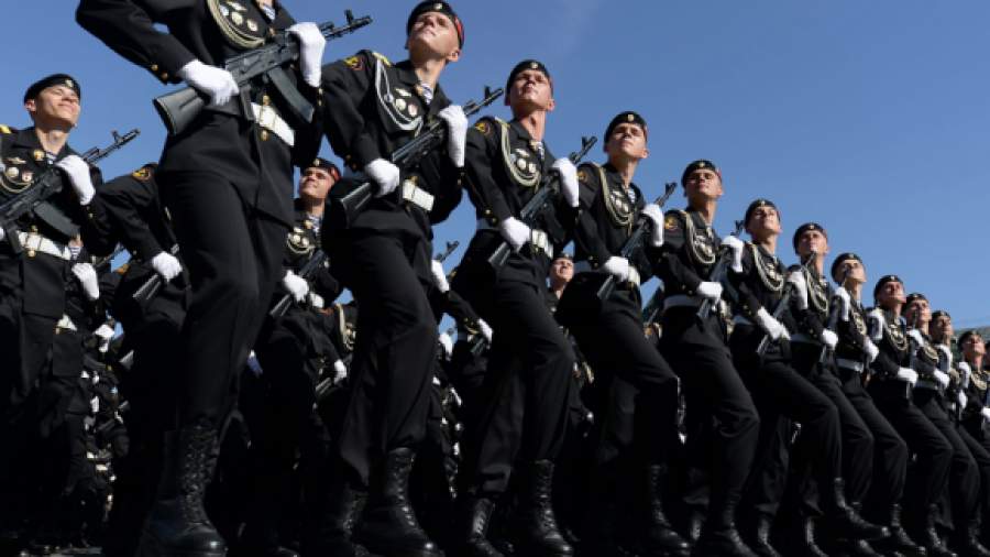 Парад Победы откроет крымская бронетехника