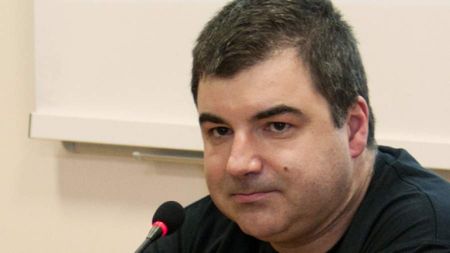 Российских ученых оценили за открытия в молекулярной физике