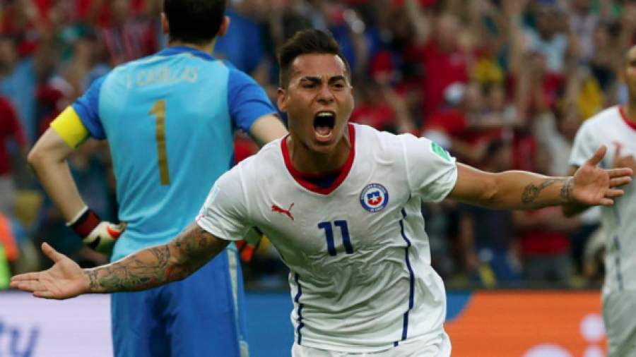 «Локомотив» рассчитывает усилить команду Эдуардо Варгасом