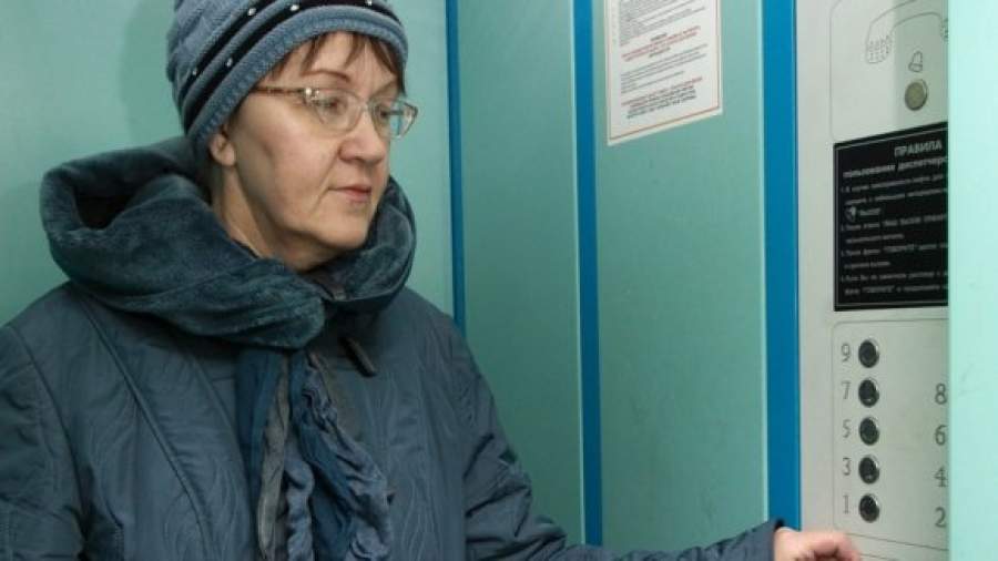 Рядом с лифтами повесят инструкцию по защите от грабителей