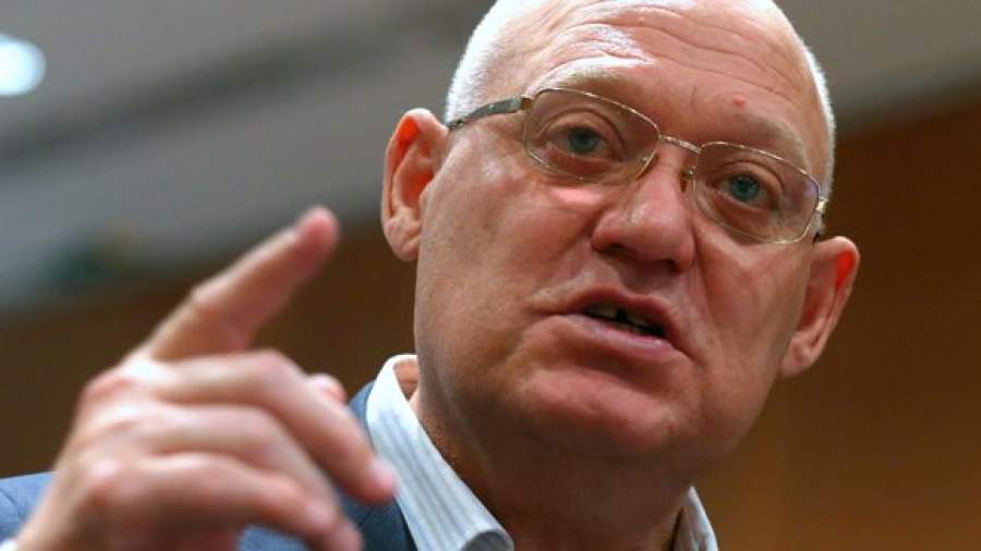 «В Сочи наши хоккеисты должны сыграть не за себя, а за родину»